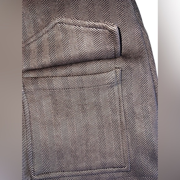 French Kiss Striped Zip Up Mini Skirt. Size:S Color: Brown - Picture 7 of 7